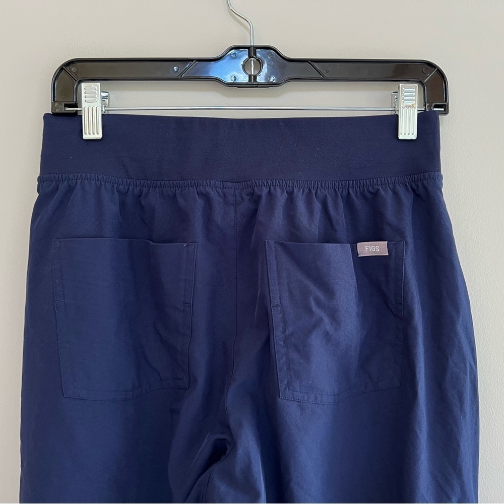 FIGS Zamora FREEx Lined Jogger Scrub Pants in Navy Blue, size S/P - Picture 6 of 10